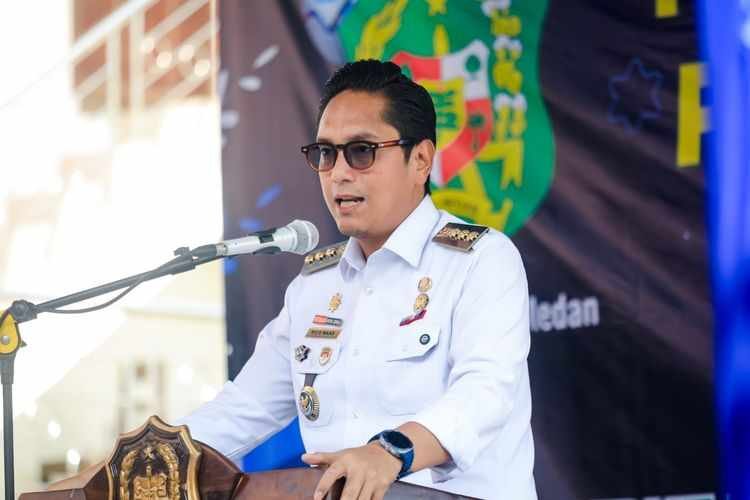 Dapur SPPG Medan menyiapkan makanan bergizi untuk anak sekolah dalam program gizi 700 ribu anak