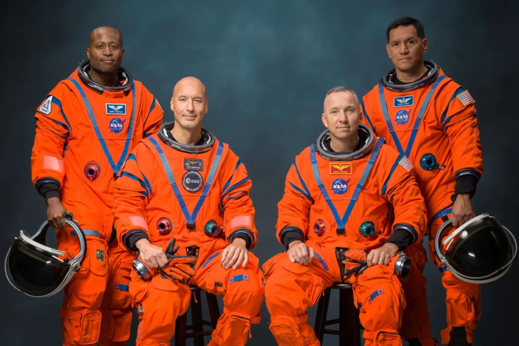 Astronaut NASA Artemis III 2027 berpose resmi untuk misi ke Bulan dalam program eksplorasi luar angkasa NASA
